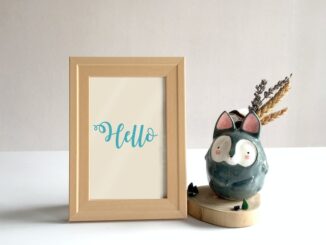 Een drainagebuis leidt overtollig water weg uit de grond